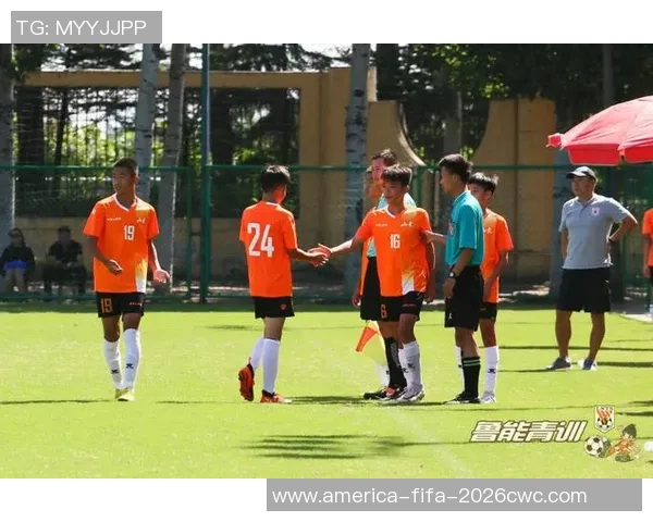 贵阳足球教练助力青少年成长培养未来足球明星的梦想与希望