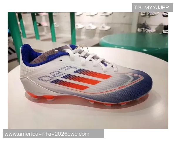 选择最佳足球中锋足球鞋提升竞技表现与舒适度的全面指南